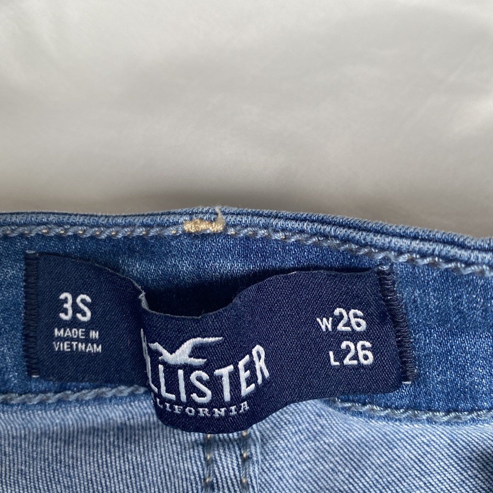 Hollister jeans